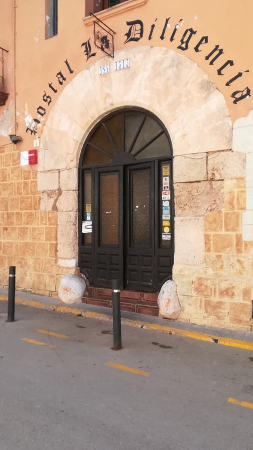 Hostal Restaurante La Diligencia Cunit Exterior foto