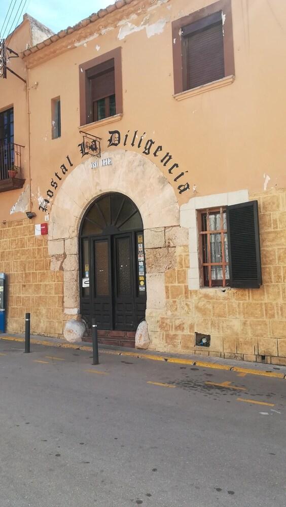 Hostal Restaurante La Diligencia Cunit Exterior foto